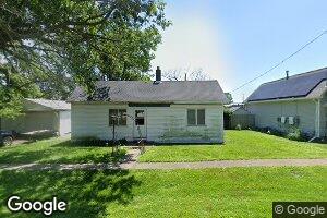 312 S Main St, Dawson, IL 62520