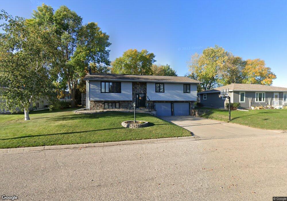 309 15th St SW, Jamestown, ND 58401 - photo 1