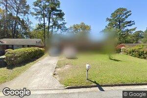 6 Lucian Cir, Savannah, GA 31406