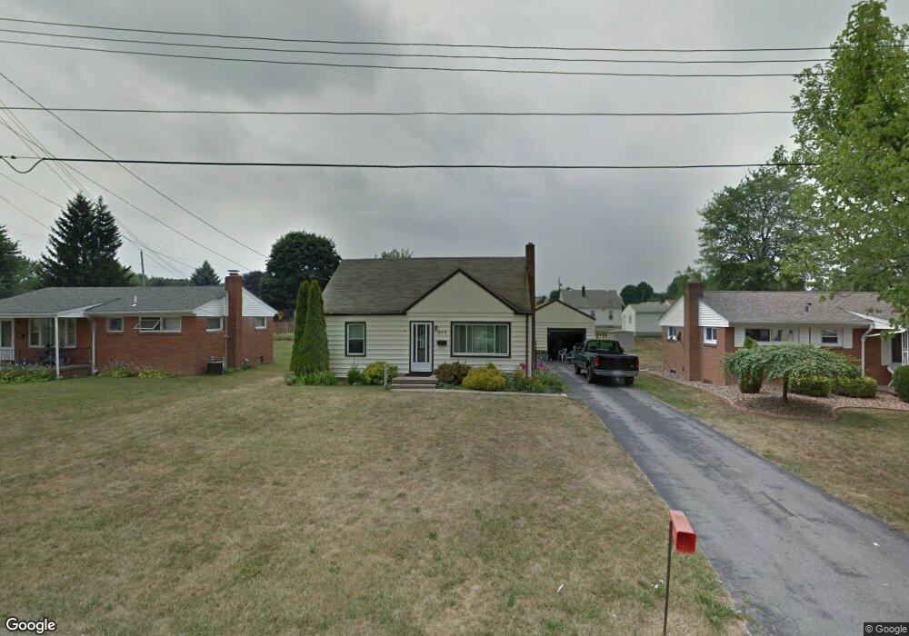 309 Overlook Blvd, Struthers, OH 44471 - photo 1