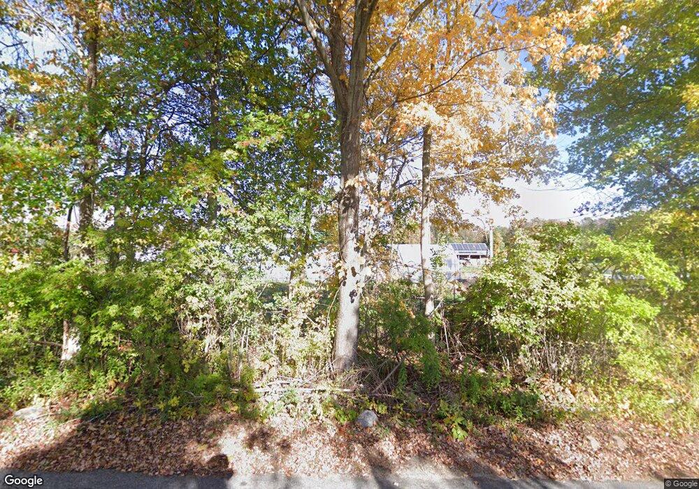 106 Huntinghouse Rd, North Scituate, RI 02857 - photo 1