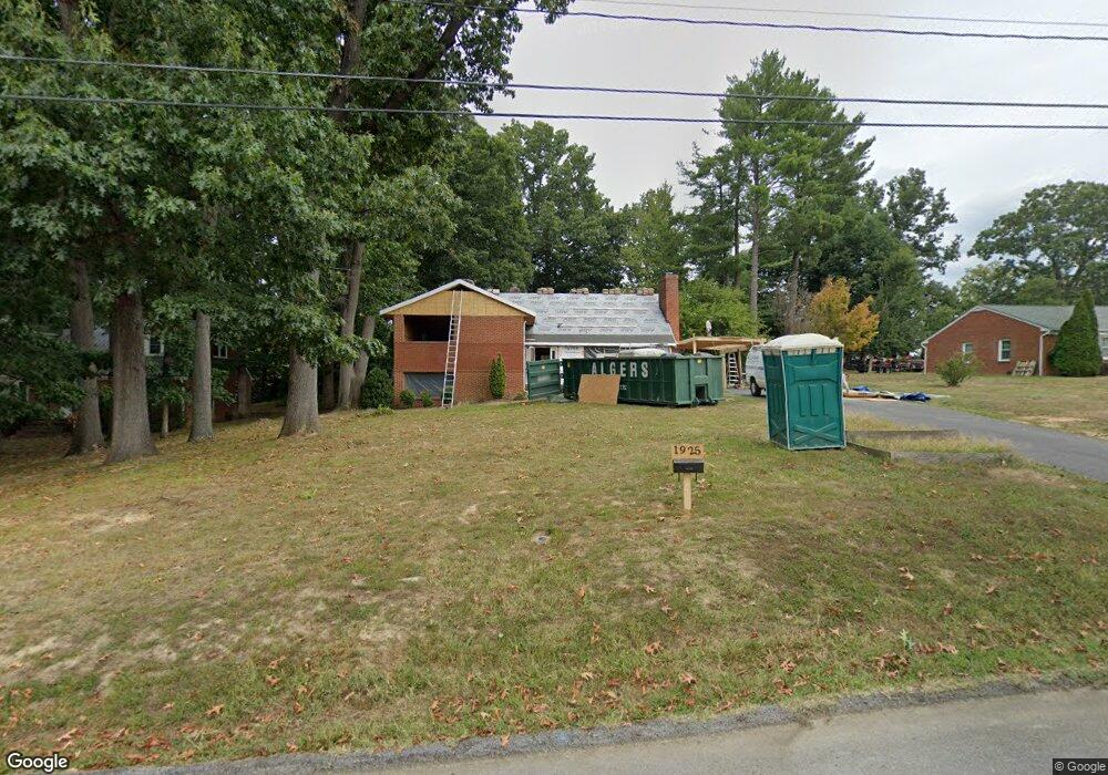 1925 Cherokee Rd, Waynesboro, VA 22980 - photo 1