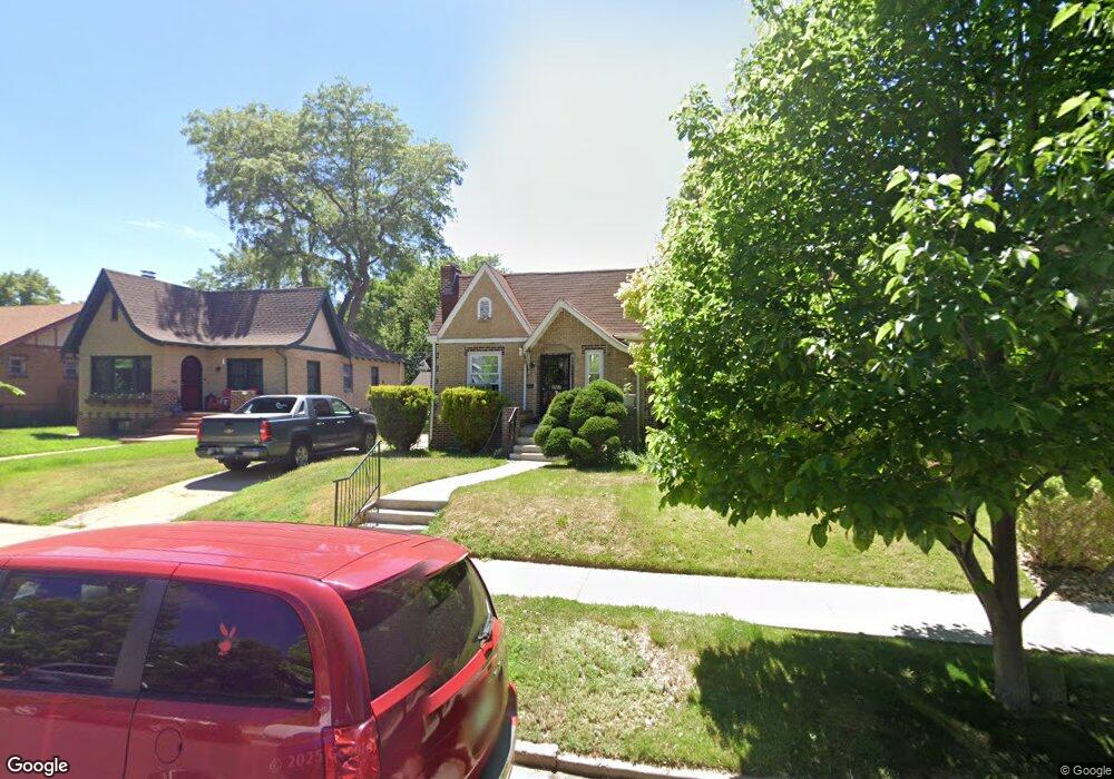 2557 Grape St, Denver, CO 80207 - photo 1