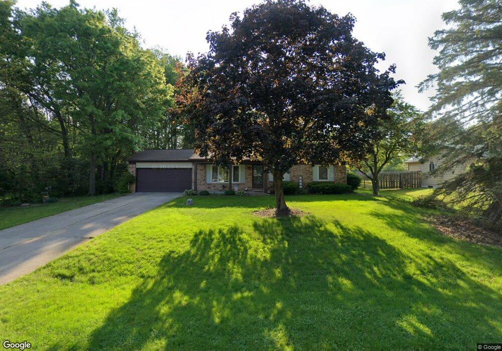 57272 Horseshoe Ct, Goshen, IN 46528 - photo 1