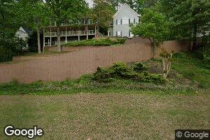 1090 Oakhaven Dr, Roswell, GA 30075