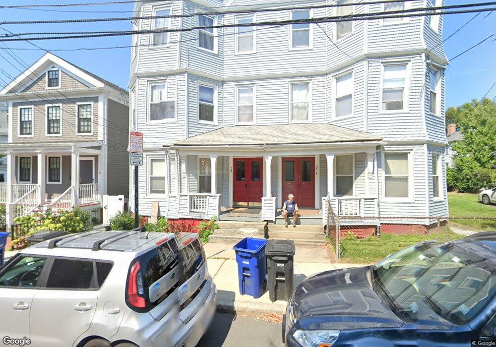 24 1/2 Linden Ave, Somerville, MA 02143 - photo 1