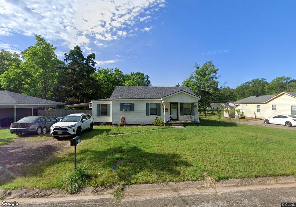 404 Highland Dr, Kilgore, TX 75662 - photo 1