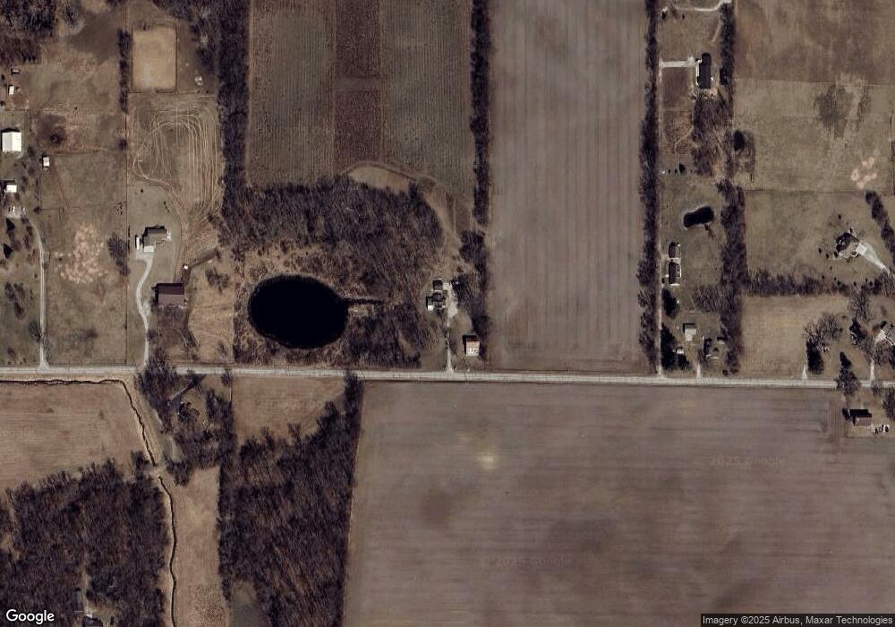 828 W 200 S, Albion, IN 46701 - photo 1