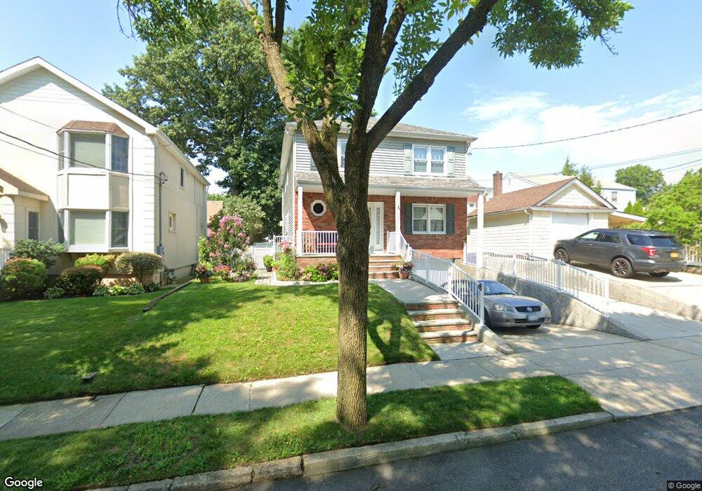 20 Clover Ave, Floral Park, NY 11001 - photo 1