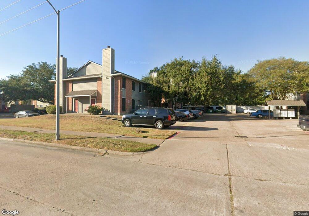 7068 W Gulf Bank Rd unit 32, Houston, TX 77040 - photo 1