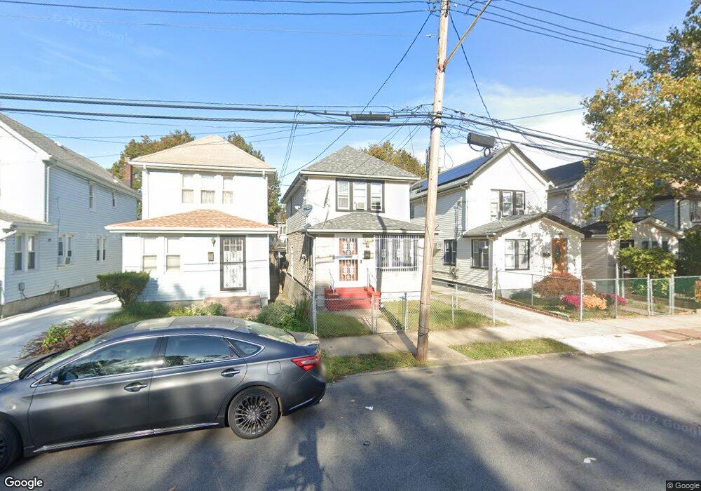 9460 199th St, Hollis, NY 11423 - photo 1