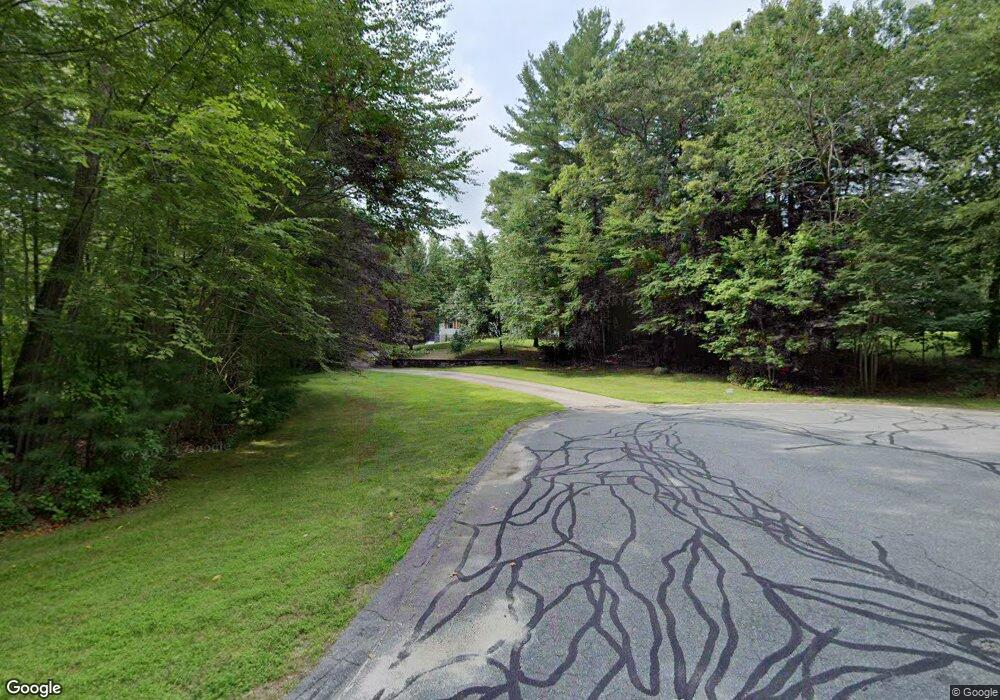 8 Stonewall Ct, Douglas, MA 01516 - photo 1