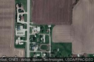 156 E High St, Birmingham, IA 52535