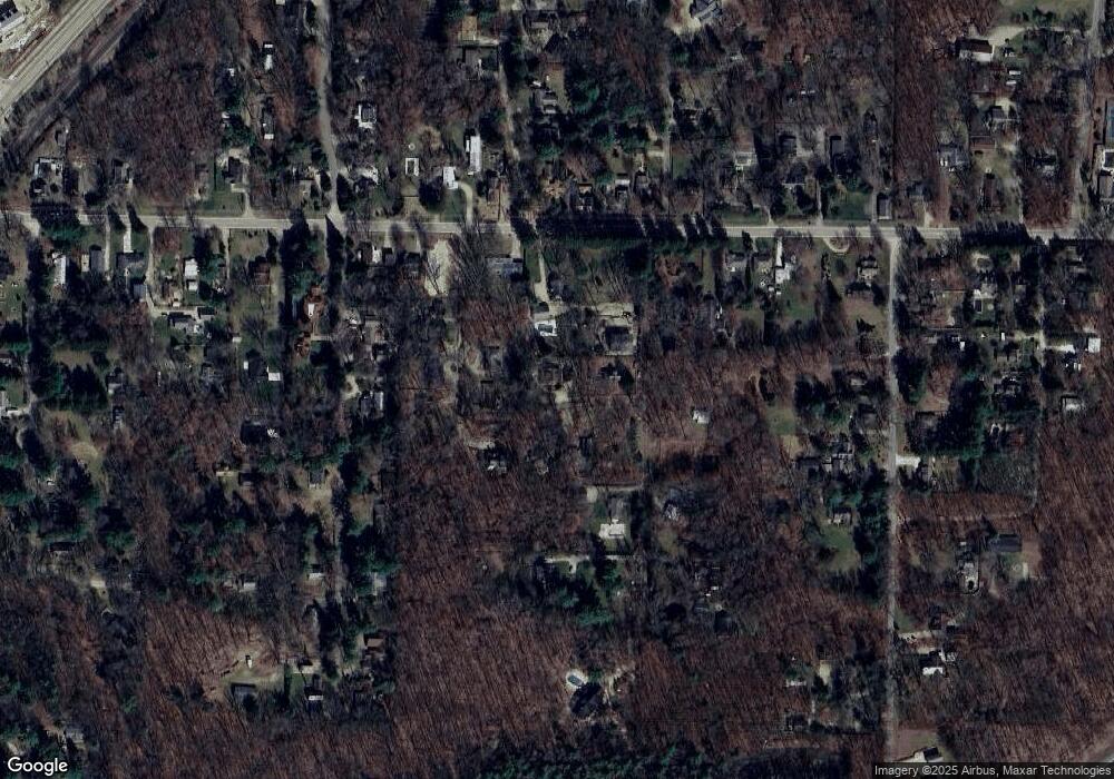 10004 Duncan Ln, Union Pier, MI 49129 - photo 1