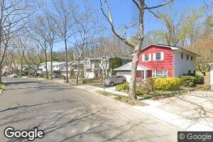 125 Soundview Dr, Port Washington, NY 11050