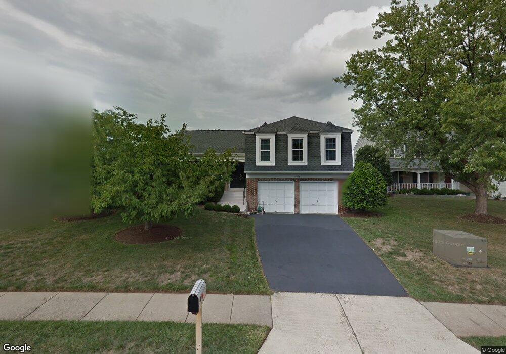 13406 Poplar Woods Ct, Chantilly, VA 20151 - photo 1