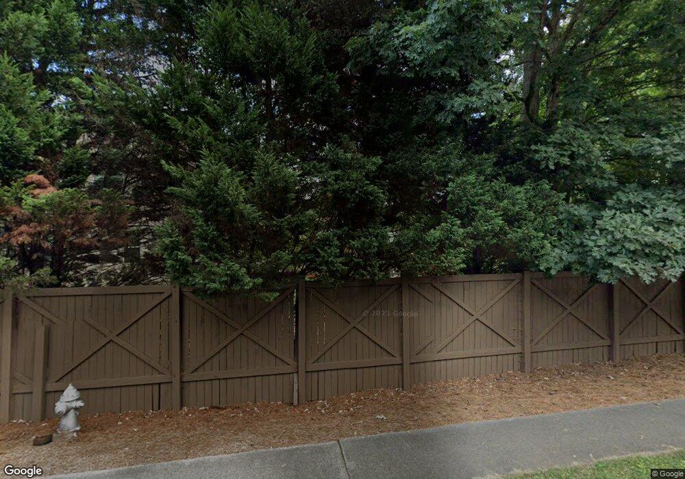 2555 Walden Estates Dr, Marietta, GA 30062 - photo 1