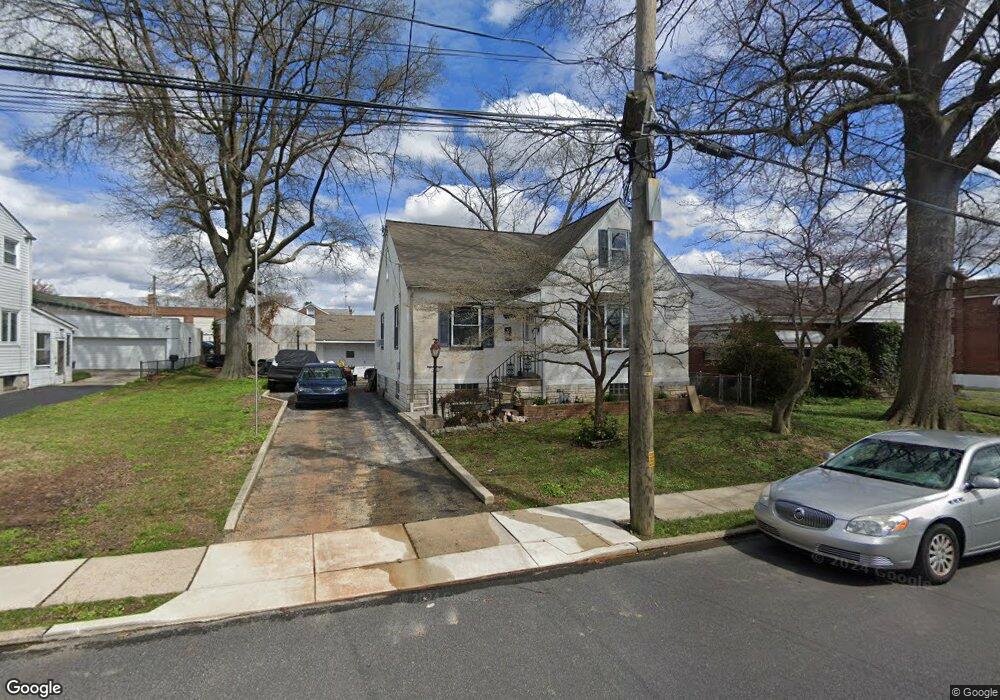 417 Crotzer Ave, Folcroft, PA 19032 - photo 1