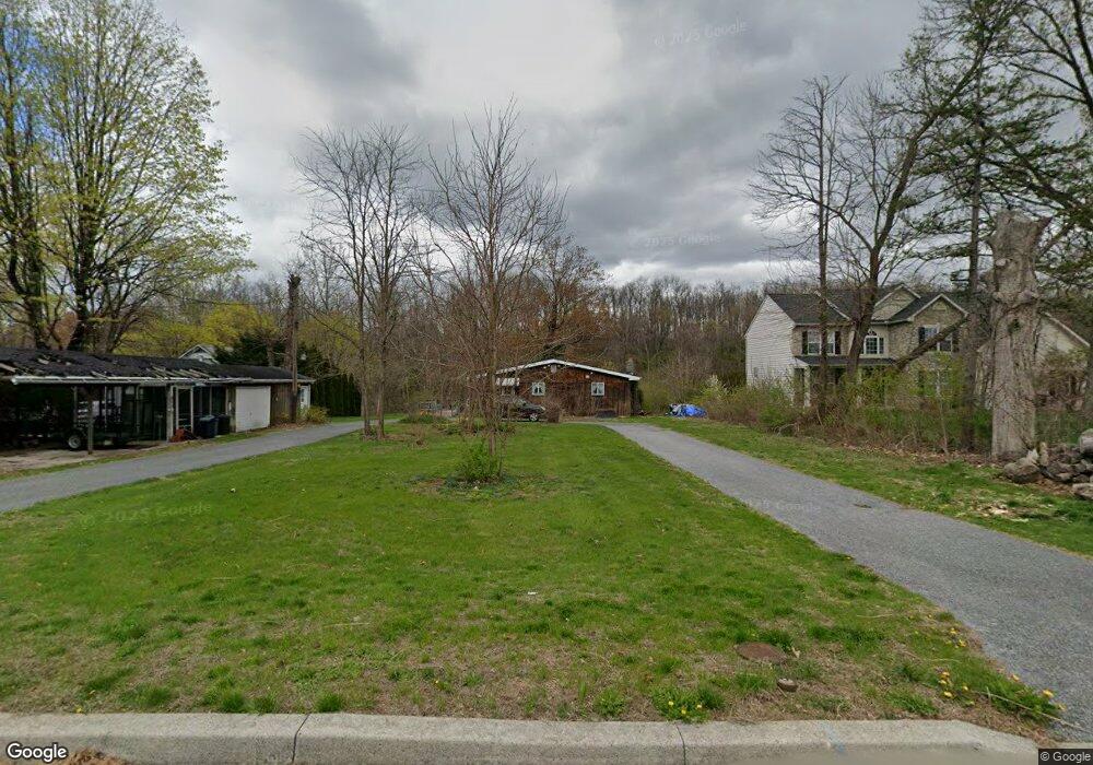 613 Ebersole Rd, Reading, PA 19605 - photo 1