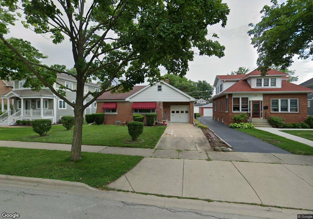 129 N Walnut St, Elmhurst, IL 60126 - photo 1