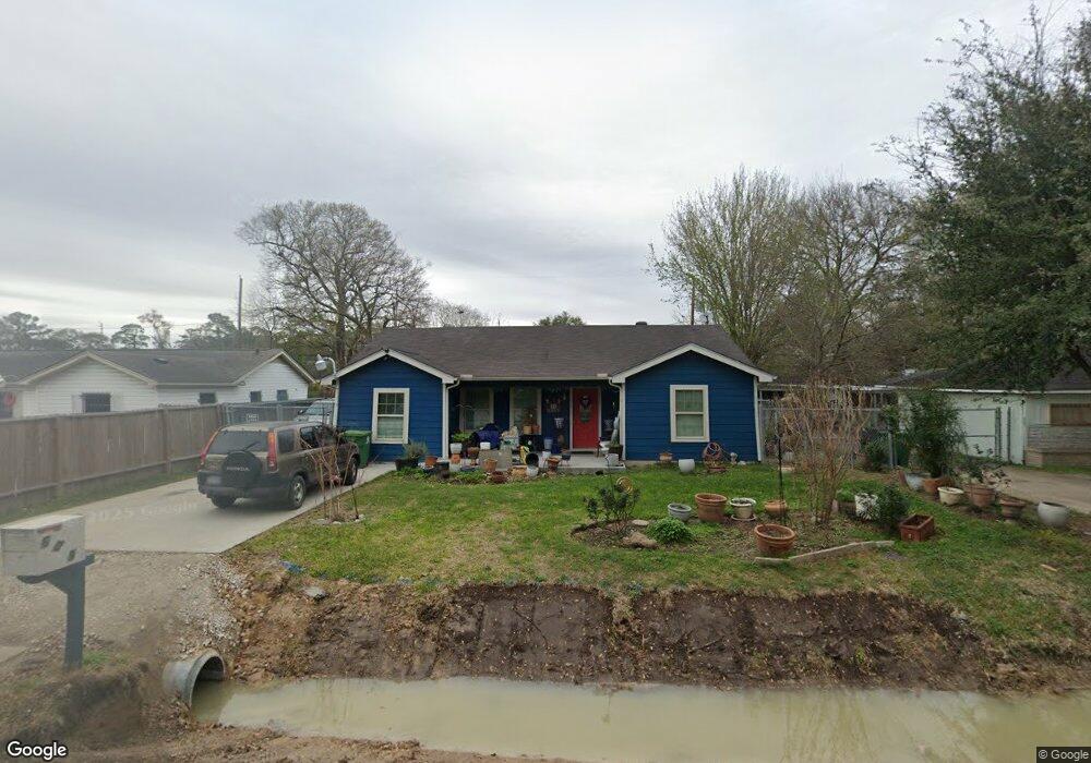 609 Wellington St, Houston, TX 77076 - photo 1