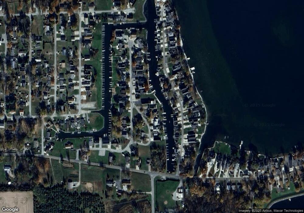 9868 N Majestic Way, Syracuse, IN 46567 - photo 1