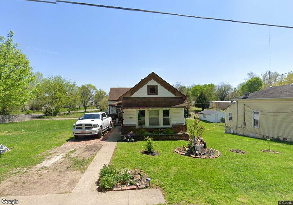 1540 E 8th St, New Albany, IN 47150 - photo 1