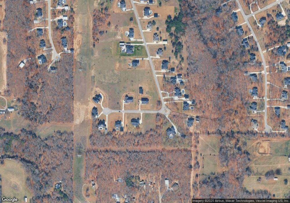 752 Glade Park Ct, Azle, TX 76020 - photo 1