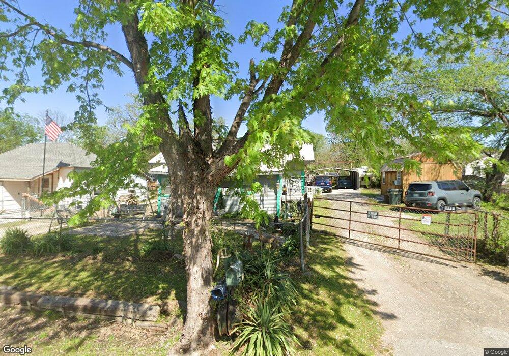 713 N Elizabeth St, Sapulpa, OK 74066 - photo 1