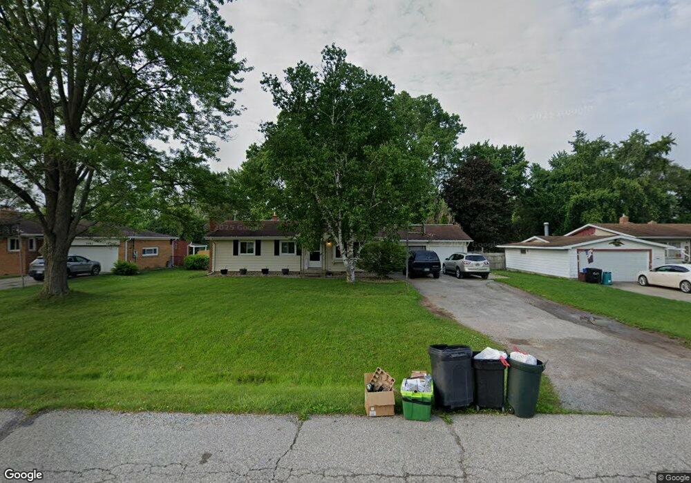 5472 Shamrock Ln, Flint, MI 48506 - photo 1