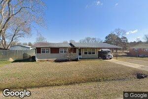 708 Nebraska Ave, Stevenson, AL 35772