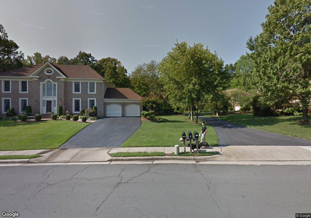 8661 Chase Glen Cir, Fairfax Station, VA 22039 - photo 1