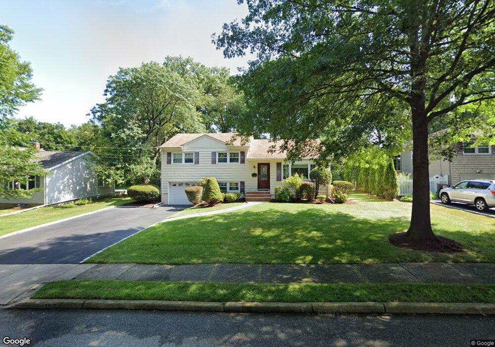 165 Morningside Rd, Paramus, NJ 07652 - photo 1
