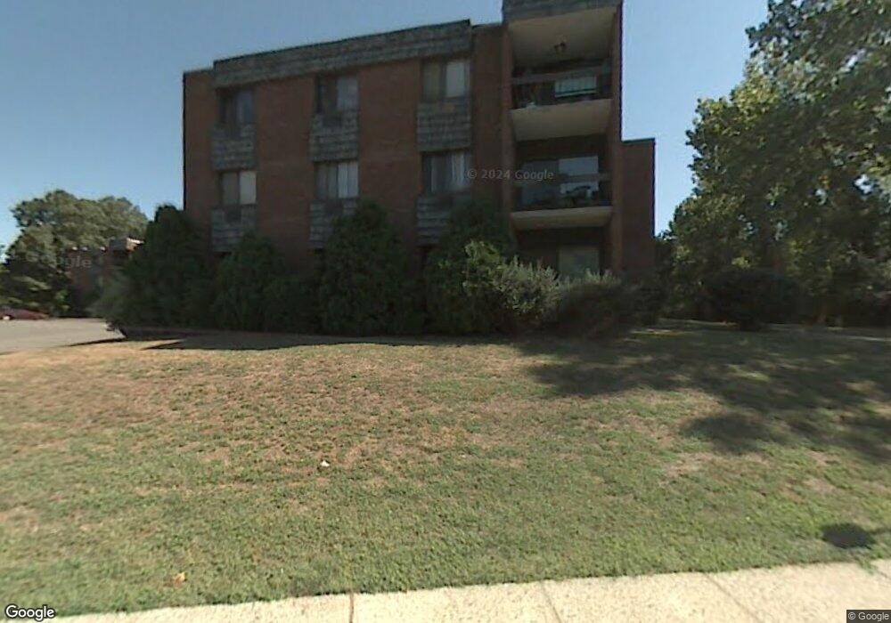 937 High Path Rd unit 937, Windsor, CT 06095 - photo 1