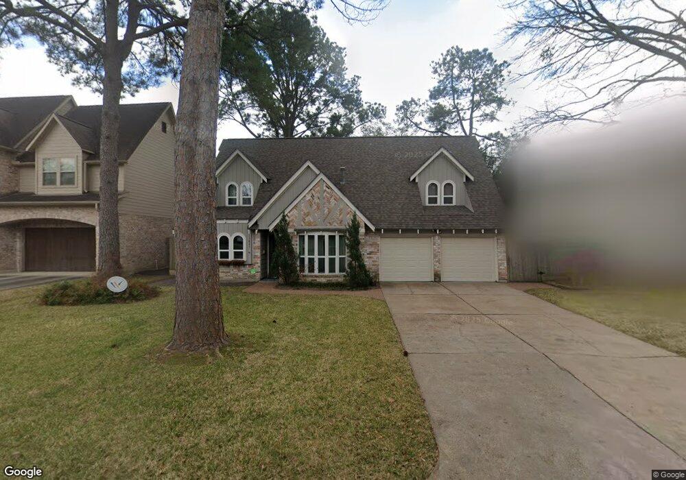 13827 Saint Marys Ln, Houston, TX 77079 - photo 1