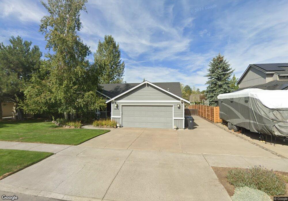 19978 Powers Rd, Bend, OR 97702 - photo 1