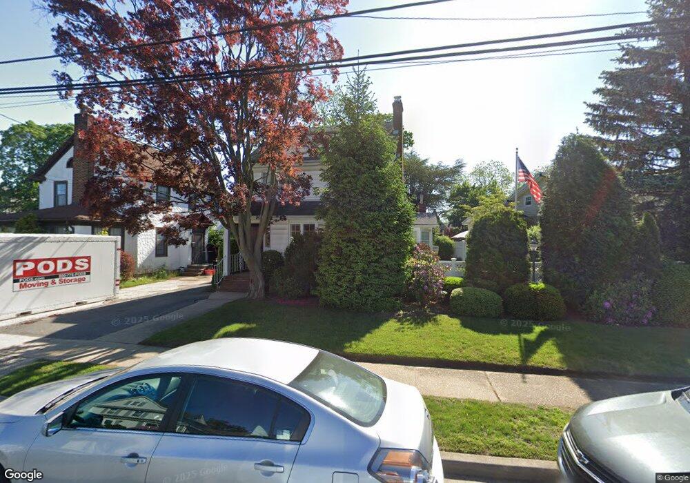 91 Sycamore St, West Hempstead, NY 11552 - photo 1