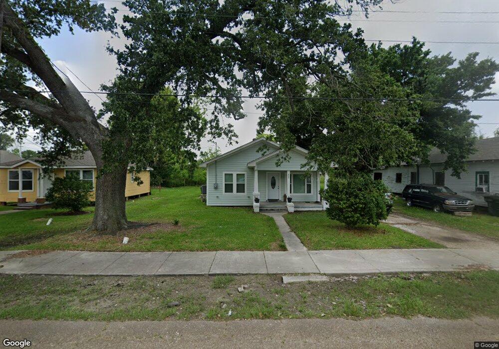 423 N Lyons St, Lake Charles, LA 70601 - photo 1