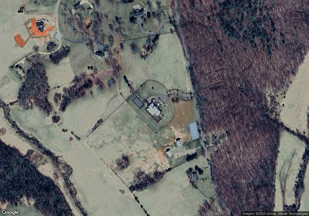 2050 Red Hill Rd, Charlottesville, VA 22903 - photo 1