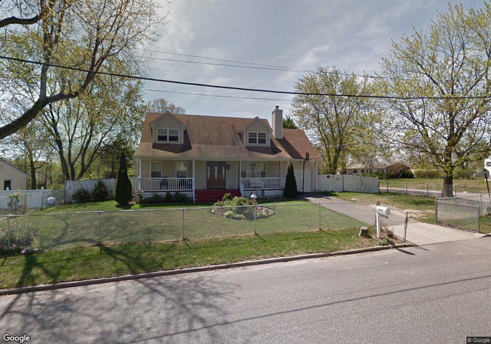 2700 Waverly Ave, Medford, NY 11763 - photo 1