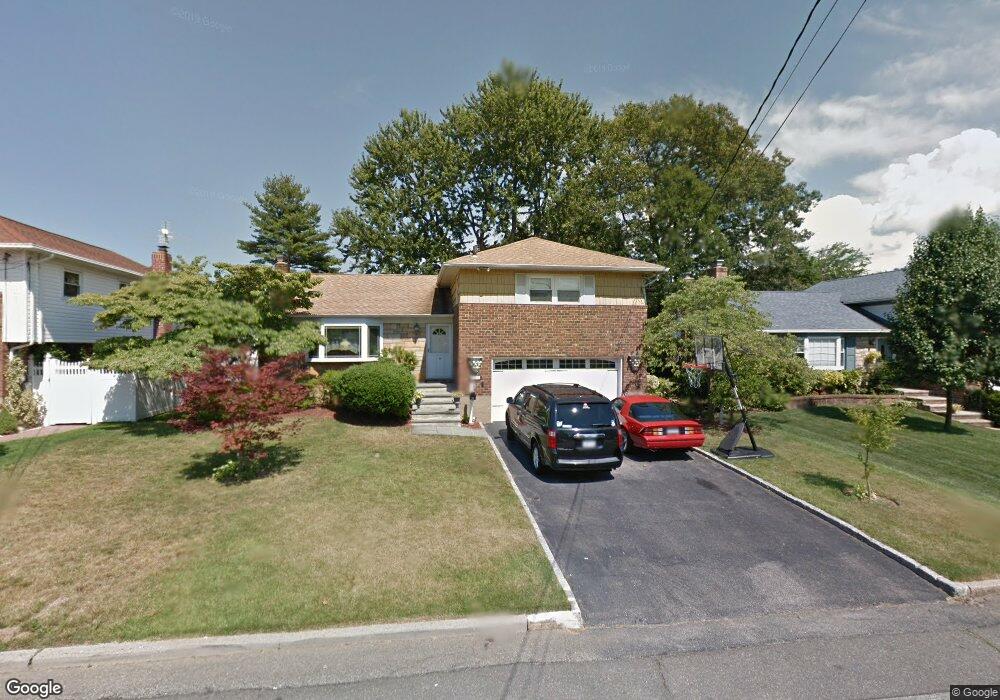 20 Kirkwood Dr, Glen Cove, NY 11542 - photo 1