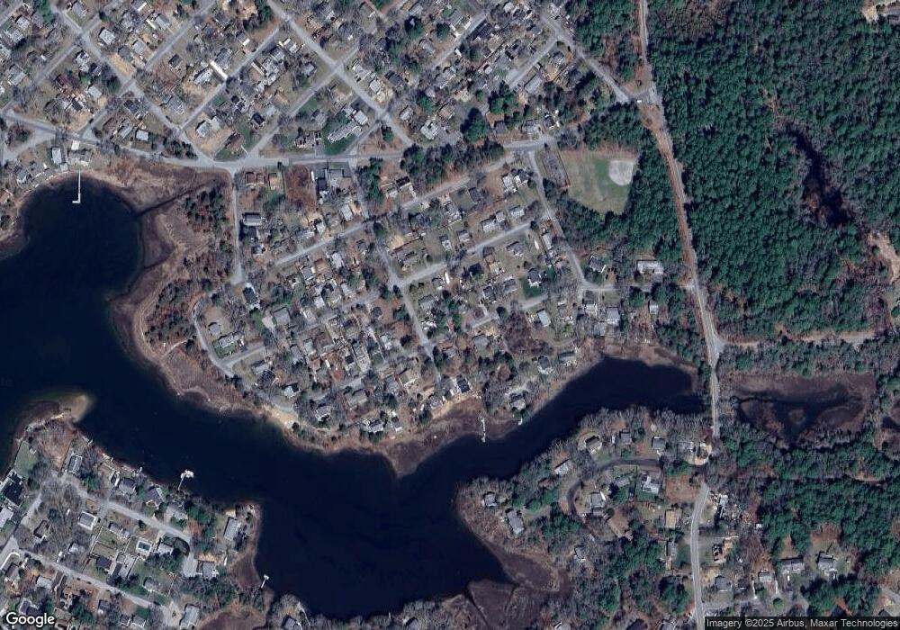 27 Kingwood St, Wareham, MA 02571 - photo 1