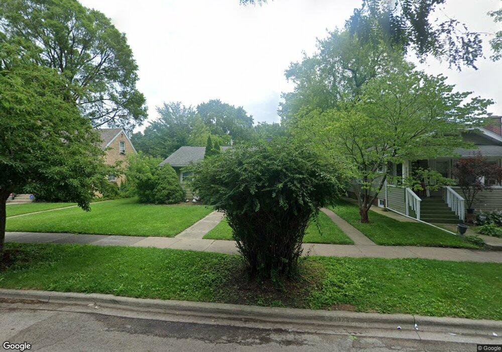 1117 N Poplar St, Waukegan, IL 60085 - photo 1