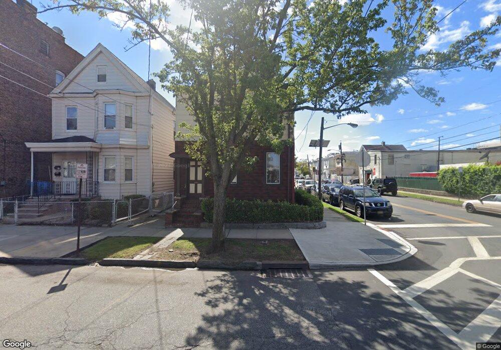 256 2nd Ave W, Newark, NJ 07107 - photo 1