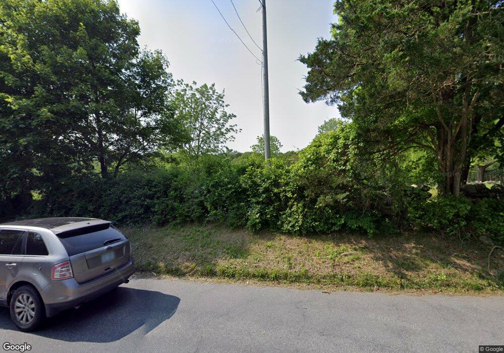 685C Curtis Corner Rd, Wakefield, RI 02879 - photo 1