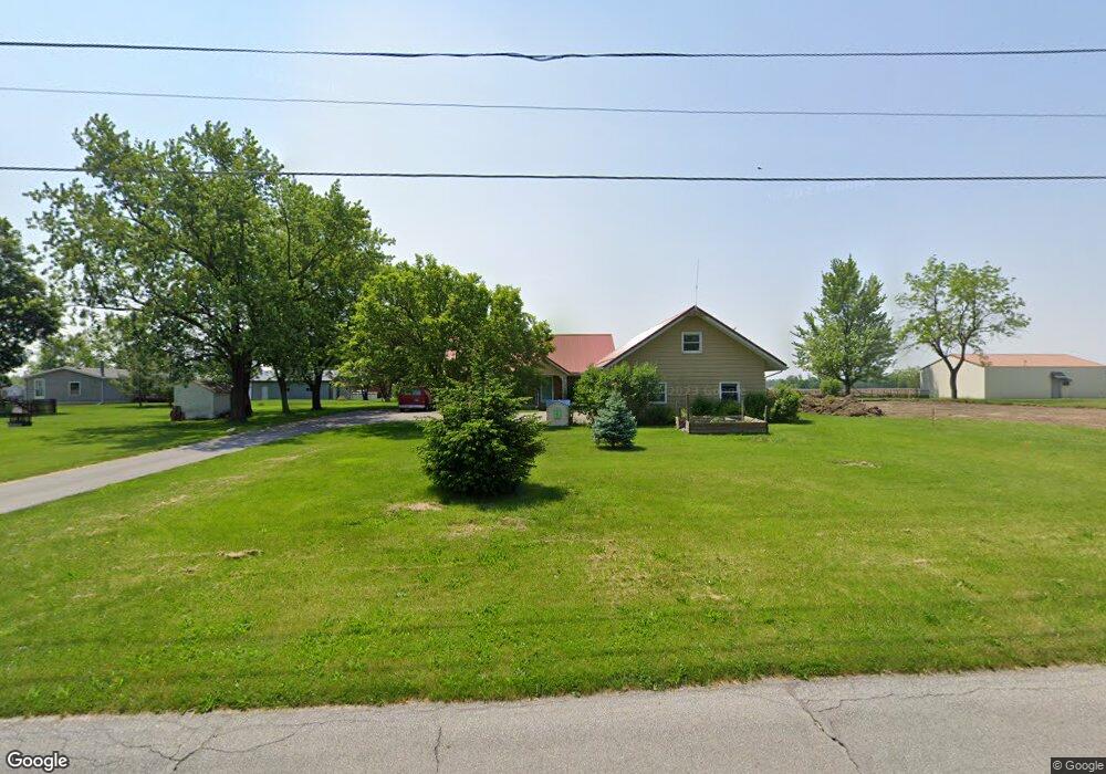 907 W Mill St, Ossian, IN 46777 - photo 1