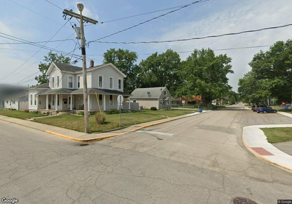 322 E Arnold St, Bluffton, IN 46714 - photo 1