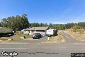 621 NE Forest Ln, Cascade Locks, OR 97014