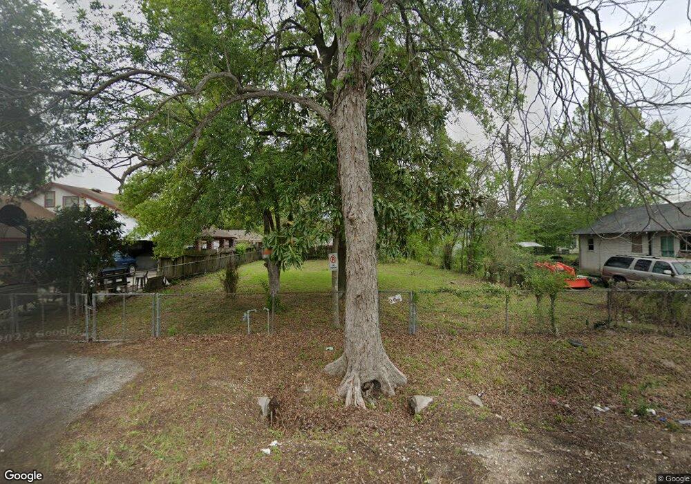 968 Lucky St, Houston, TX 77088 - photo 1