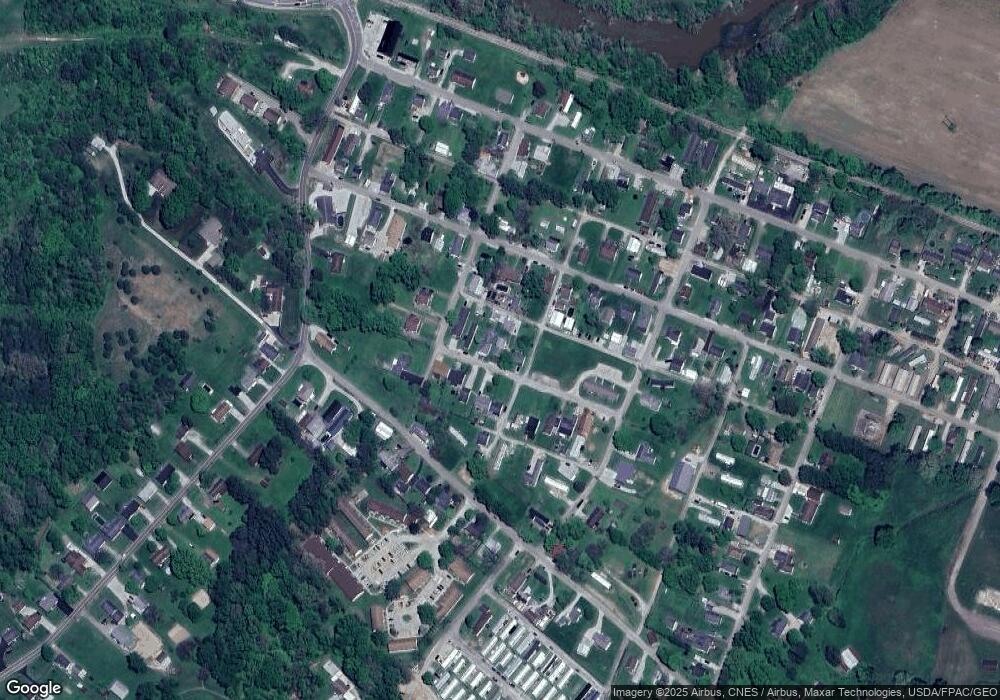 1272 Trimmer St, Logan, OH 43138 - photo 1